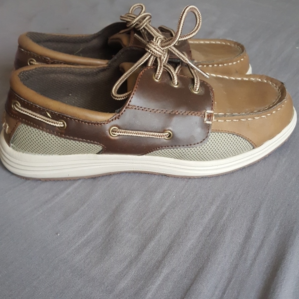Boat shoes